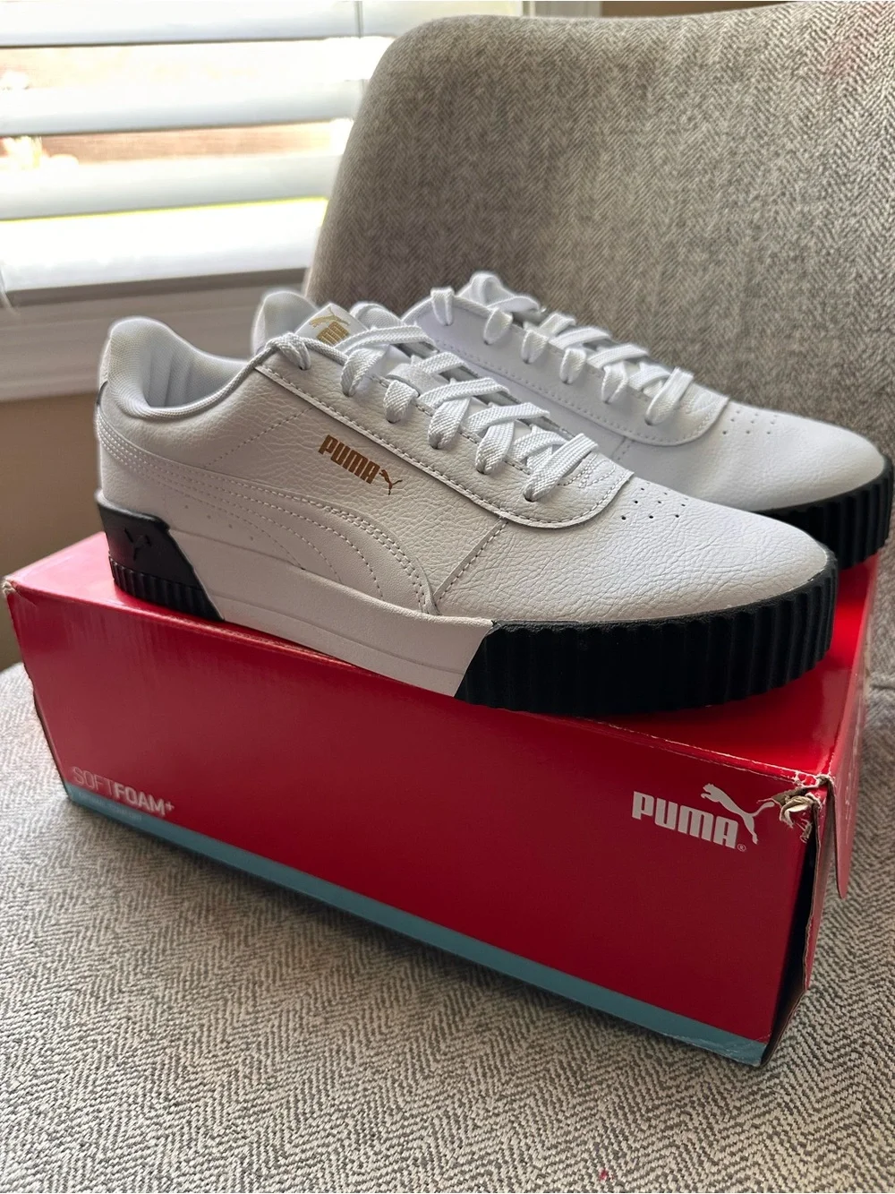 Puma Women’s Carina L Size 11